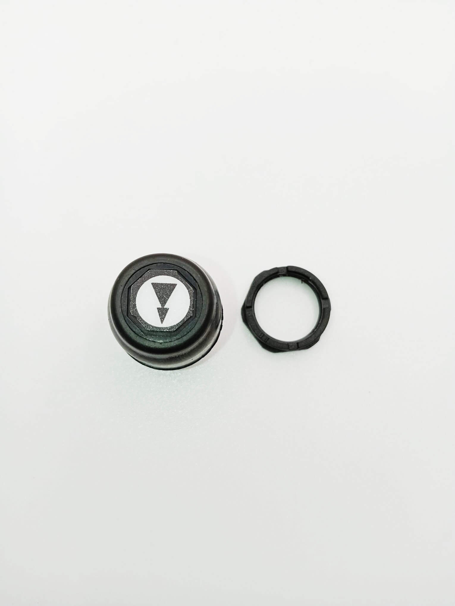 Ikusi P70 replacement pushbutton for TM70 transmitter - view 2